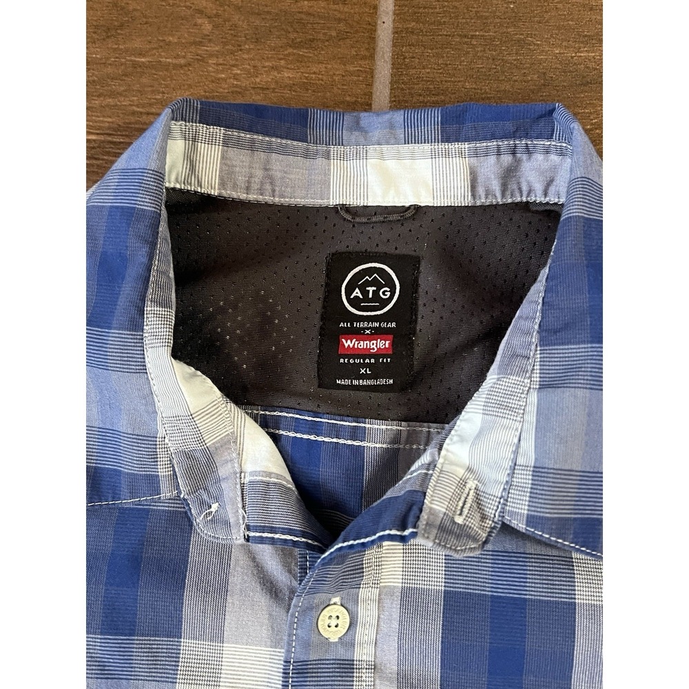 Wrangler Men's ATG Short Sleeve Button Up Shirt Blue Plaid Sz XL Outdoors Work - Picture 3 of 6